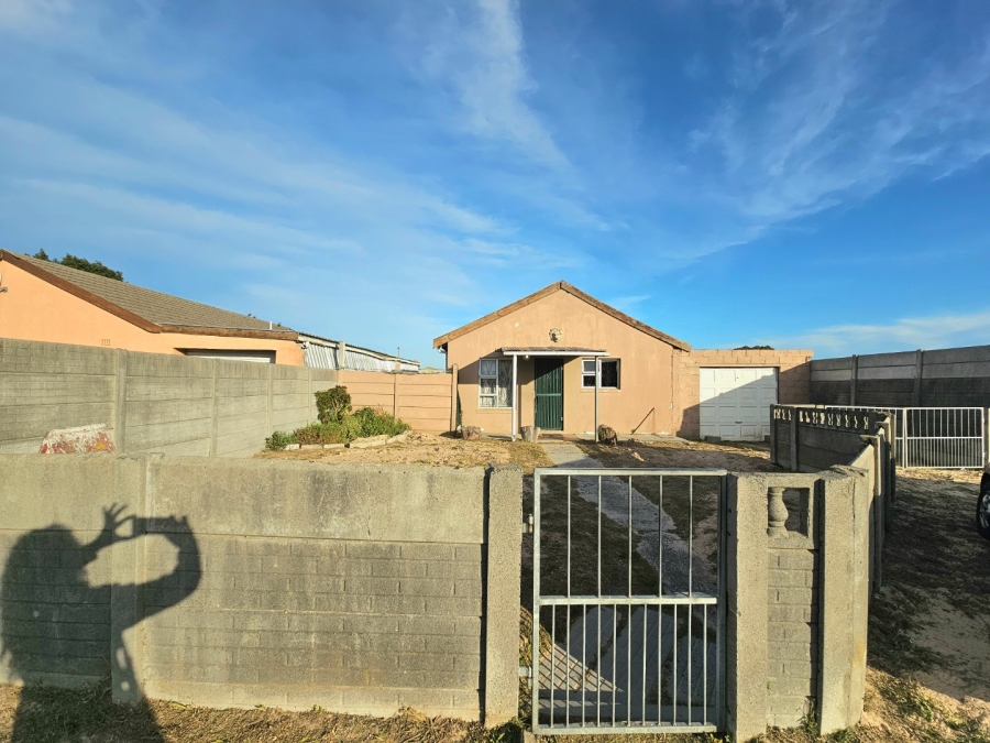 2 Bedroom Property for Sale in Beverly Park Western Cape